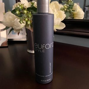 Euphora Light Styling Glaze